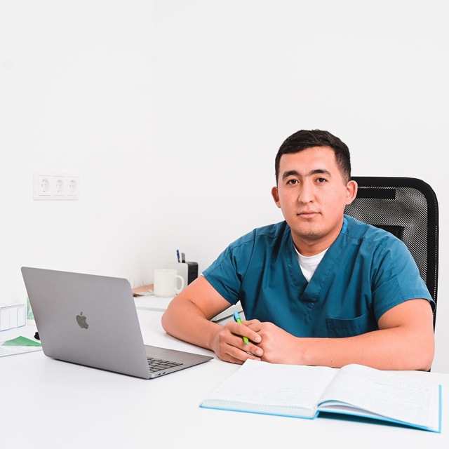 Руслан Абдукаримов